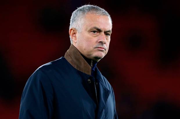Mourinho kiest de reden voor Tottenham Hotspur